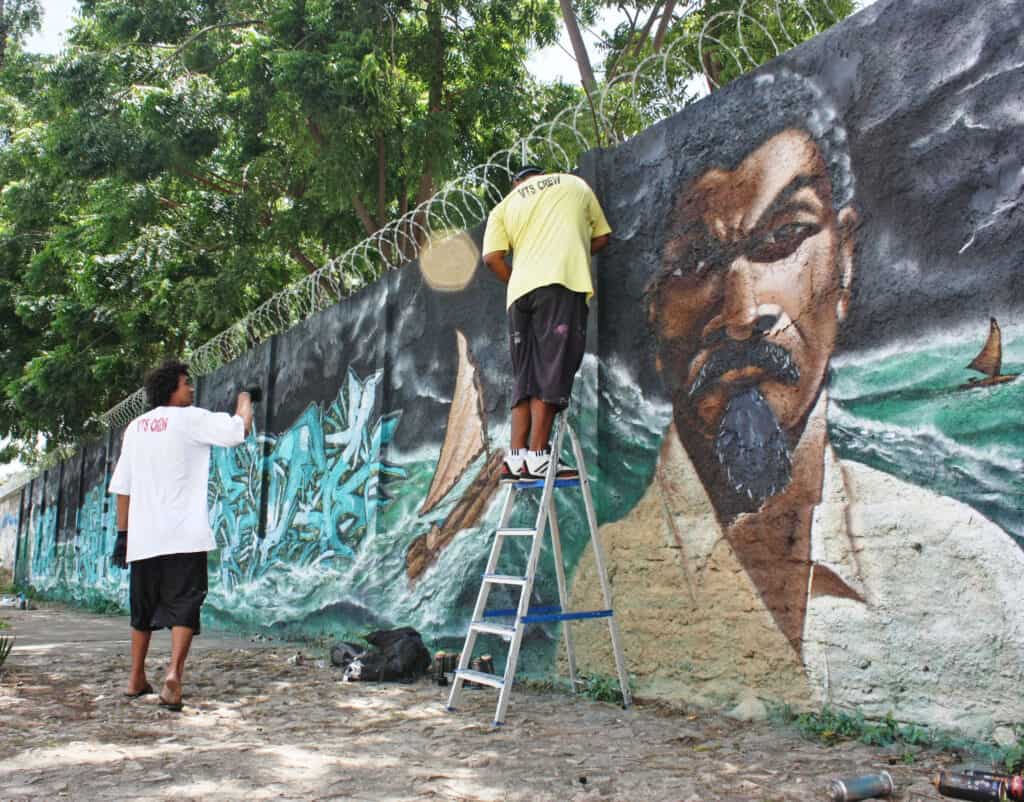 Grafiteiros de Fortaleza lançam e-book com afirmação de identidade negra 1610743535011 Mural Dragao do Mar Foto Fernanda de Facanha