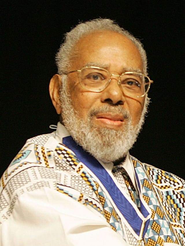 Quem foi Abdias Nascimento?