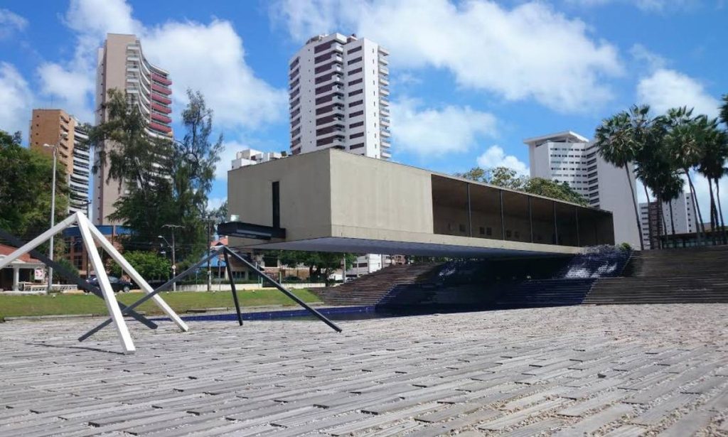 Governador Elmano precisa ouvir movimentos negros sobre futuro do Mausoléu Castello Branco mausoleu1